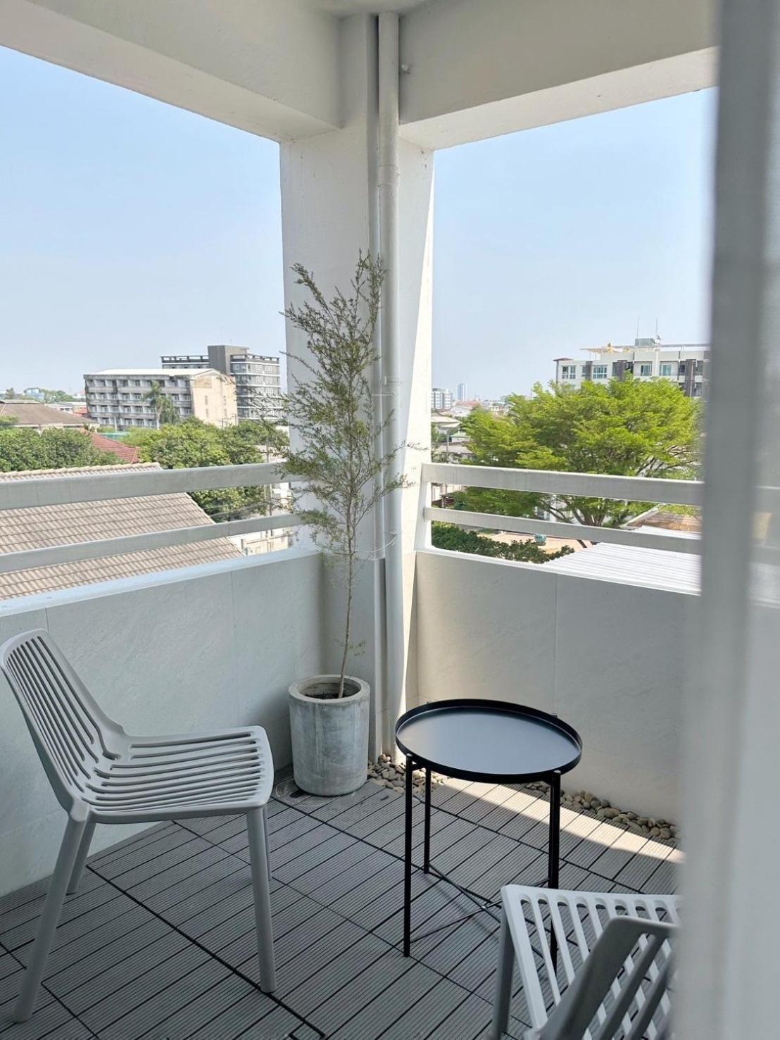 Udms On Nut 10 - Bangkok'S Charm 40 Sqm Hotell Exteriör bild