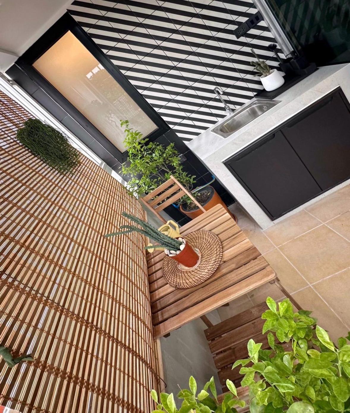 Udms On Nut 10 - Bangkok'S Charm 40 Sqm Hotell Exteriör bild