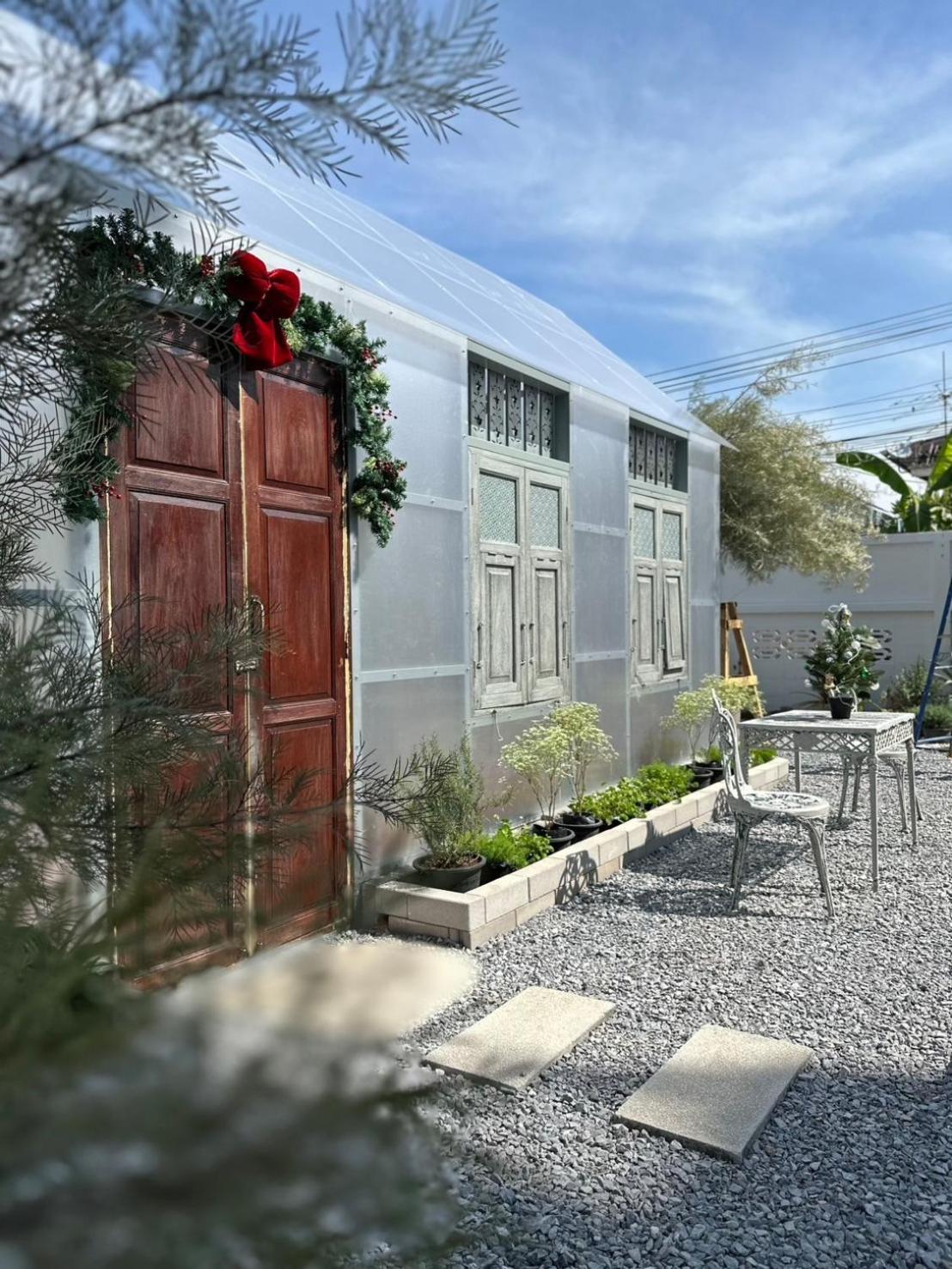 Udms On Nut 10 - Bangkok'S Charm 40 Sqm Hotell Exteriör bild